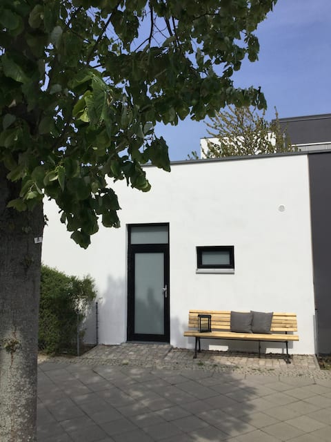 Waterfront apartment on the park