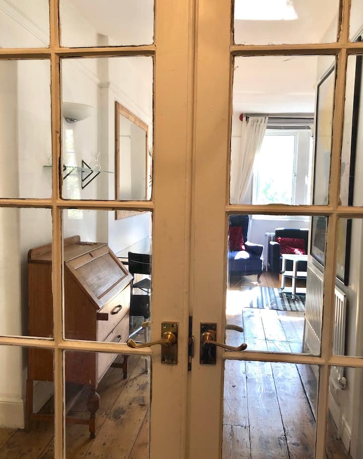 غرفة المعيشة 1