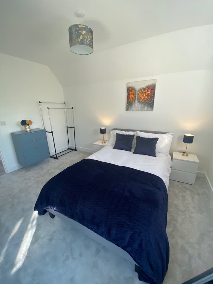 غرفة النوم 2