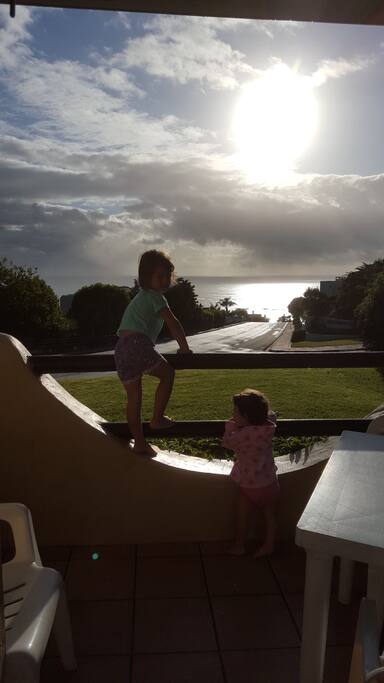 1 km down to Central beach Plett and The Beacon Isle hotel..