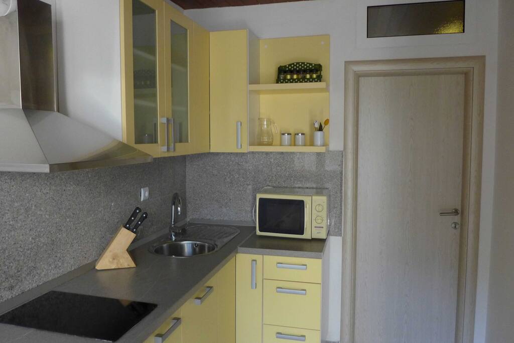 Küche
Kitchen