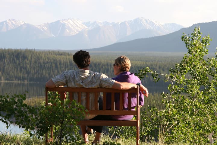 Traveling Light B&B - Lake View Cabin