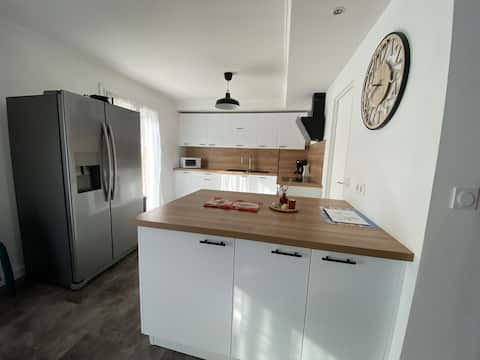 4 ensuite bedroom 5 min from Futuroscope