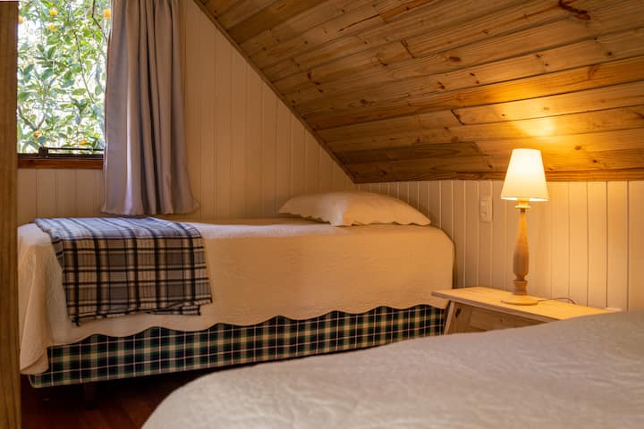 ชั้นลอยเตียงเดี่ยว