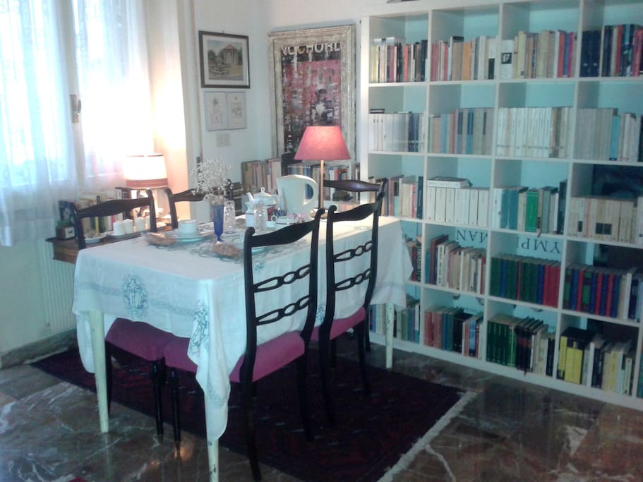 soggiorno/ tavolo da pranzo