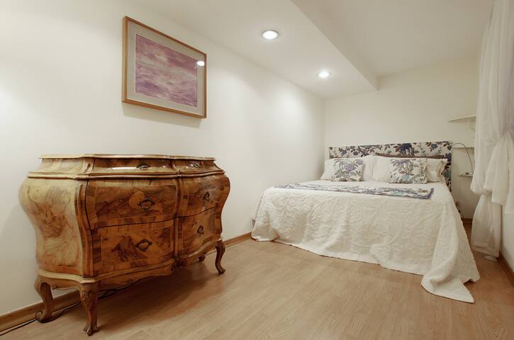 Home in Rome gallery image 2