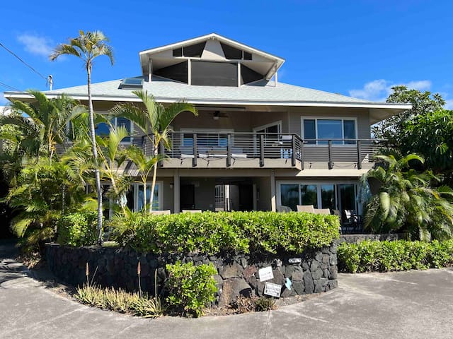 Blue Hawaiian Beach House