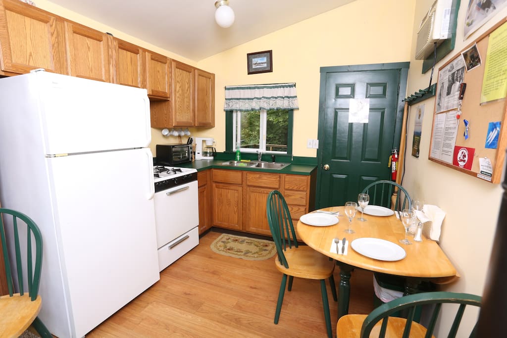 Full kitchen at your disposal - includes a Keurig Machine for morning coffee.