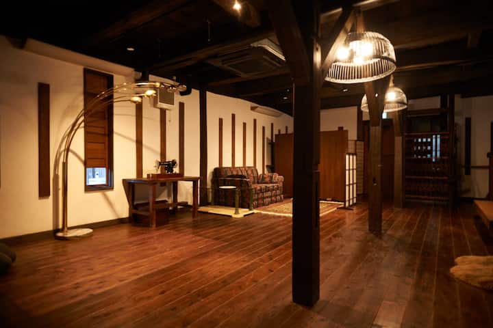 一棟貸切の宿　三調家（野の花館）　20名様定員 - 佐賀市