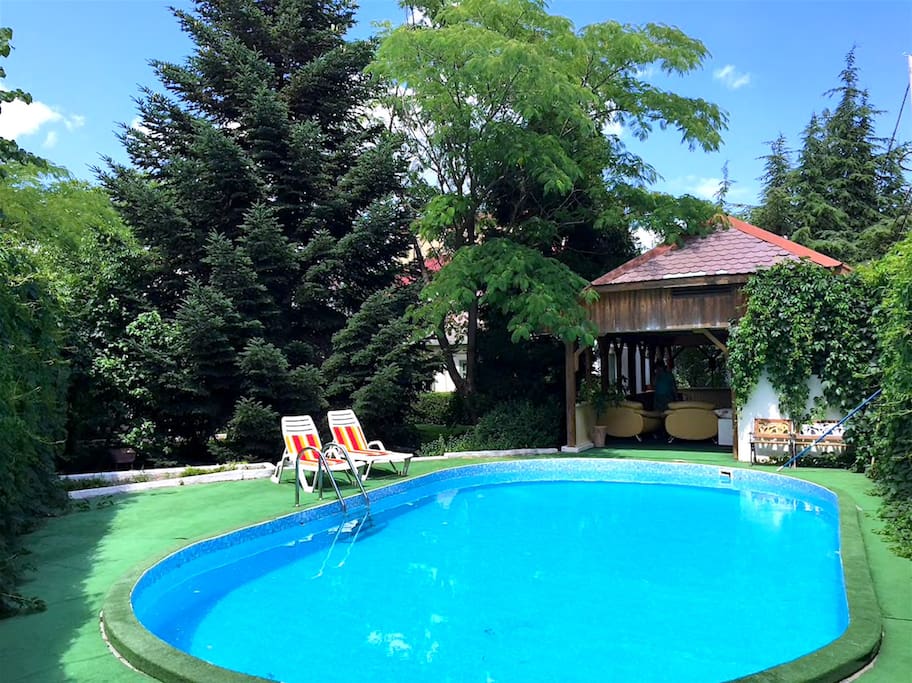 Large clean pool for a fun spending time with family and friends