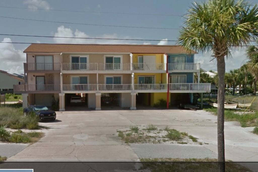2nd from the left, studio has semi private entry through the back.
