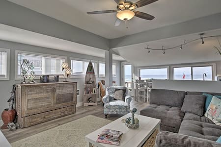 NEW! Oceanfront Newport Condo w/Deck & Views!