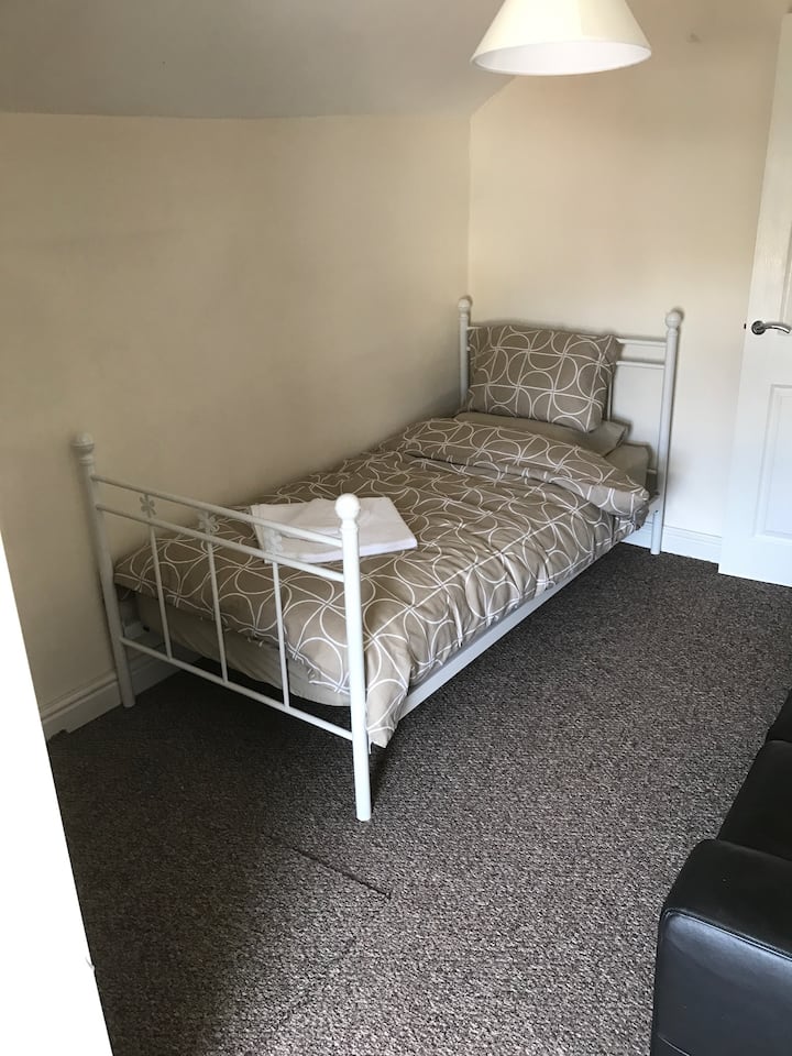 საძინებელი 3