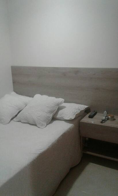 Habitación. cama 1.20 metros.