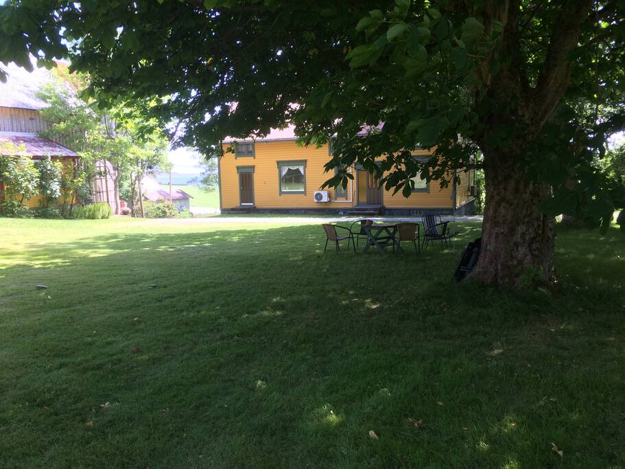 Uteområde / Parkering