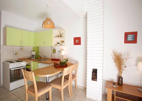 AGAVA 2 apartment with a terrace, near the sea