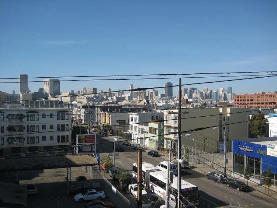 Great View of the Skyline!