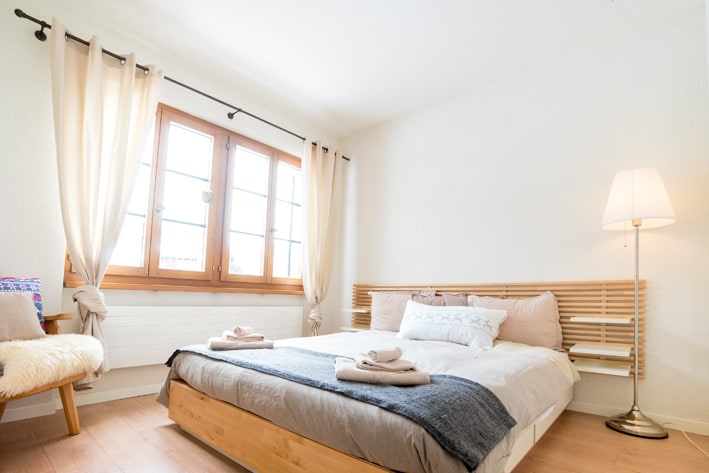 Спална соба 2: со брачен кревет (брачен кревет). Телевизор