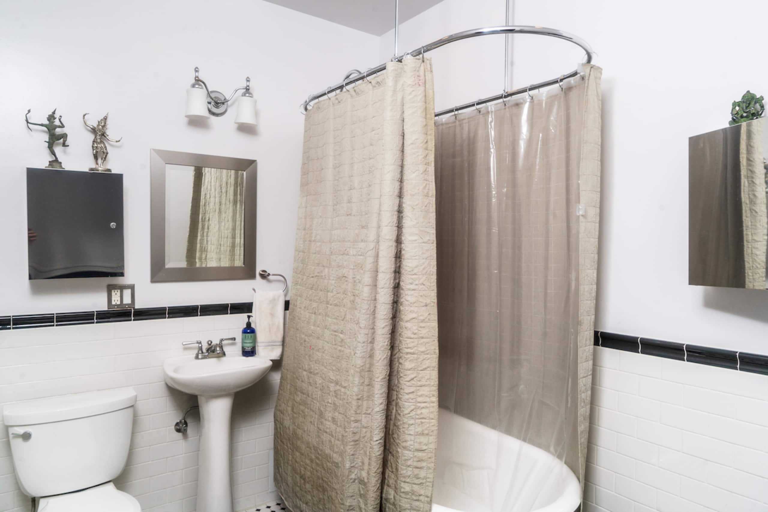 Townhouse in San Francisco · ★4.89 · 2 bedrooms · 3 beds · 1.5 baths - Image 10