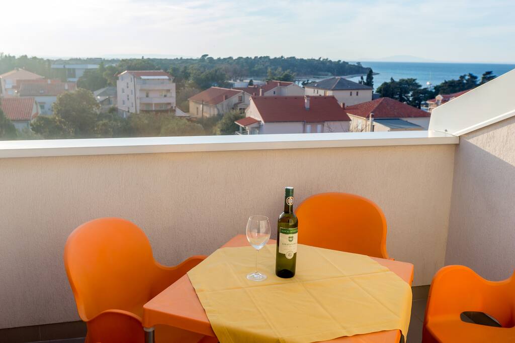 Enjoy in the sea view from the balcony
