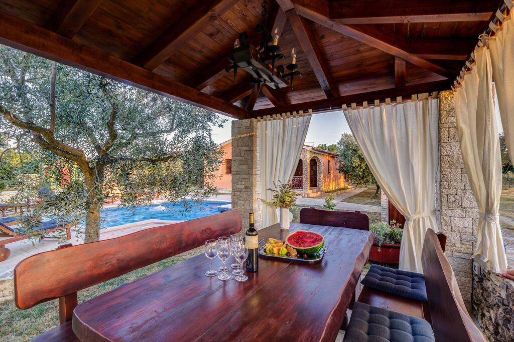 Gazebo