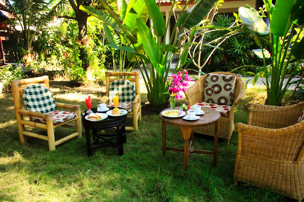Have Breakfast in Balconey,or Garden