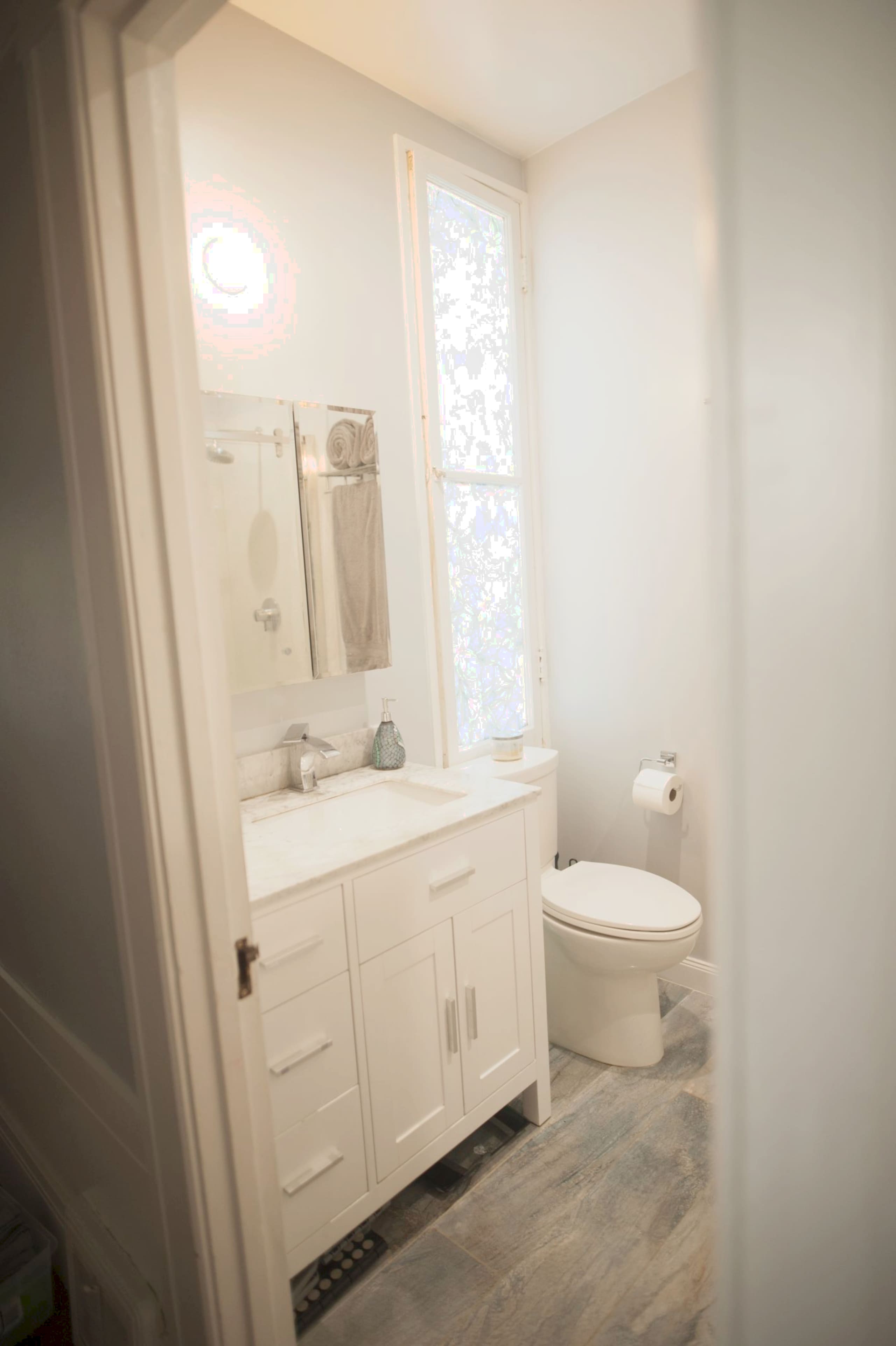 Home in San Francisco · ★4.97 · 3 bedrooms · 4 beds · 1.5 baths - Image 14