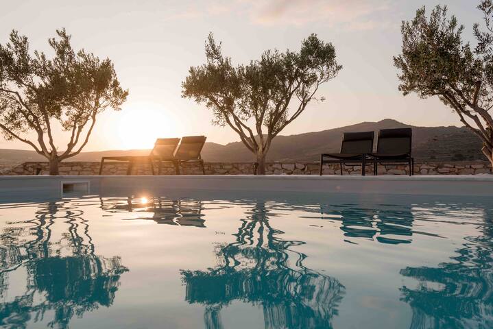 Calm House Naousa gallery image 4