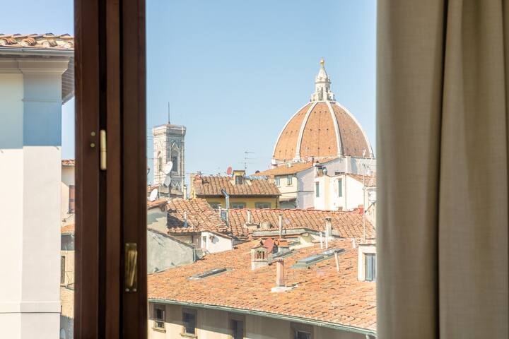 Penthouse Lusso,Duomo view, historic center 200mq gallery image 5