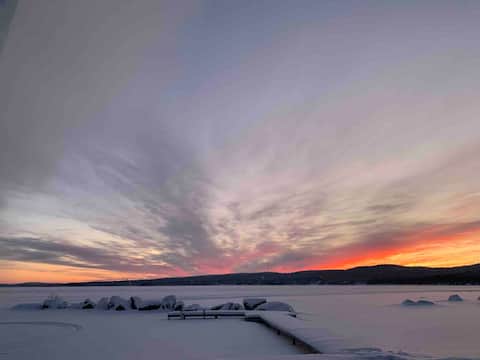 Villa on the shore of Lake Inari - Villa Taimenranta