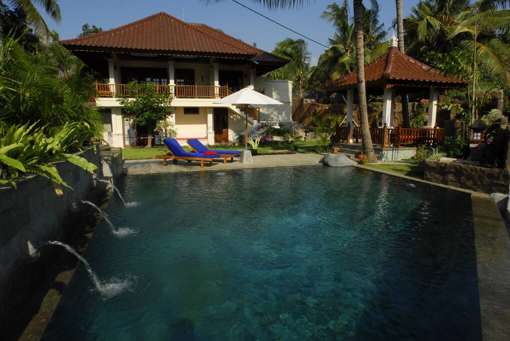 Lovely inground pool in this destination Villa