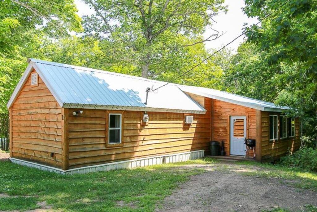 CABIN 1 Wilderness Resort - Cabins for Rent in Lac La ...