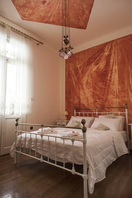 Spacious and modern bedroom