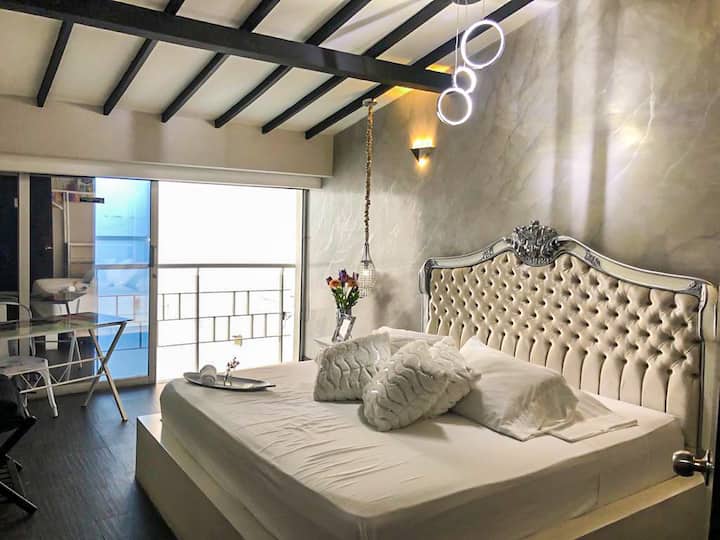The Fort (Master Bedrooms + Jacuzzi Rooftop) - コロンビー メデジン
