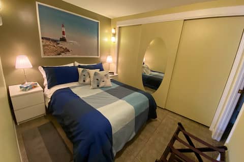 Popular Airbnb listing: Studio - Comfort and safety in Longueuil
