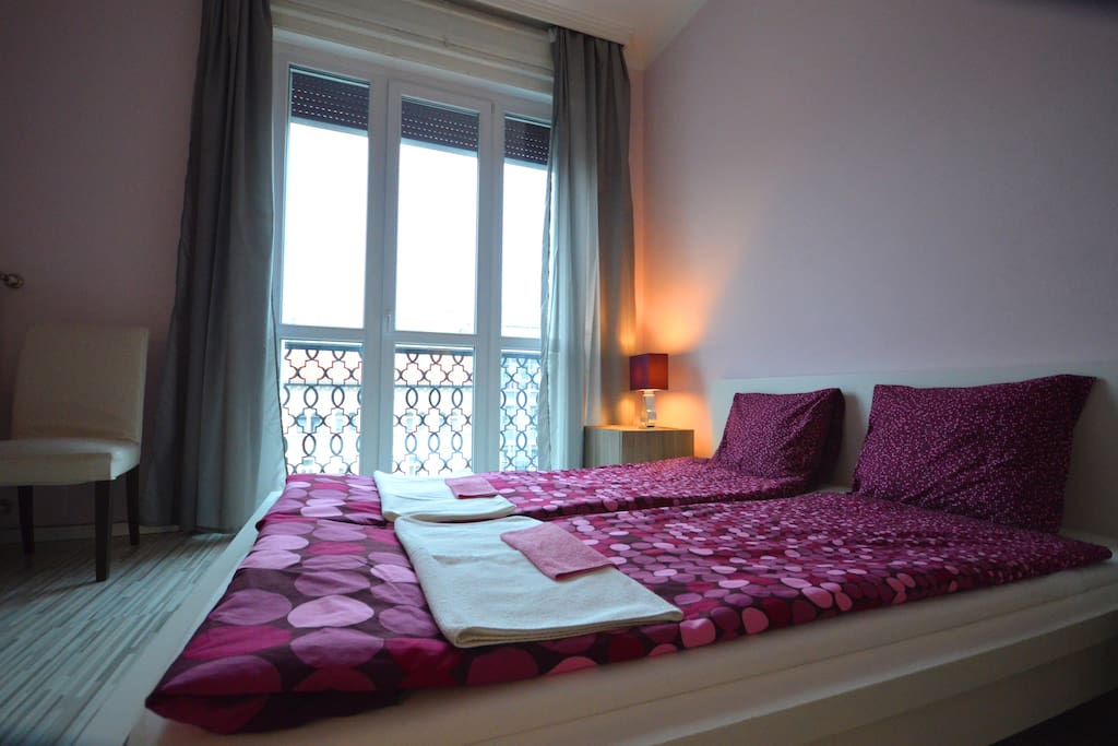Pulse Budapest Apartment Room
