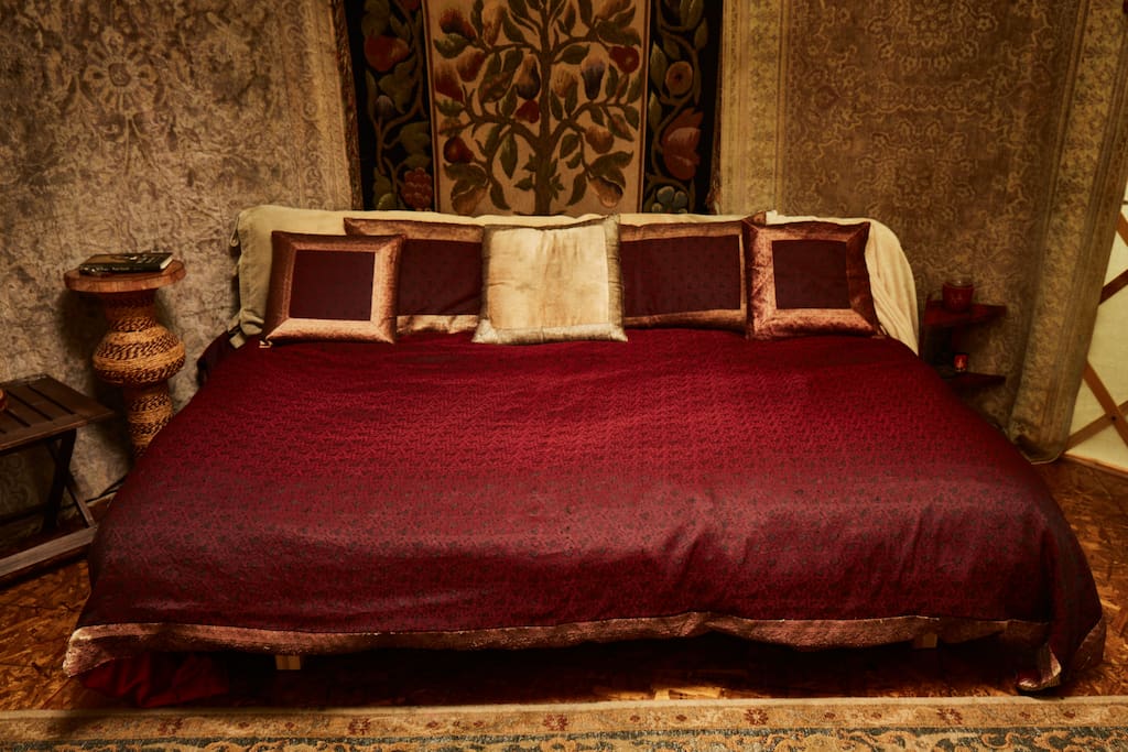comfy Queen sized Nest bedding mattress