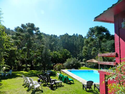 MIÑO. Spacious. Pool, river, fishing in your garden