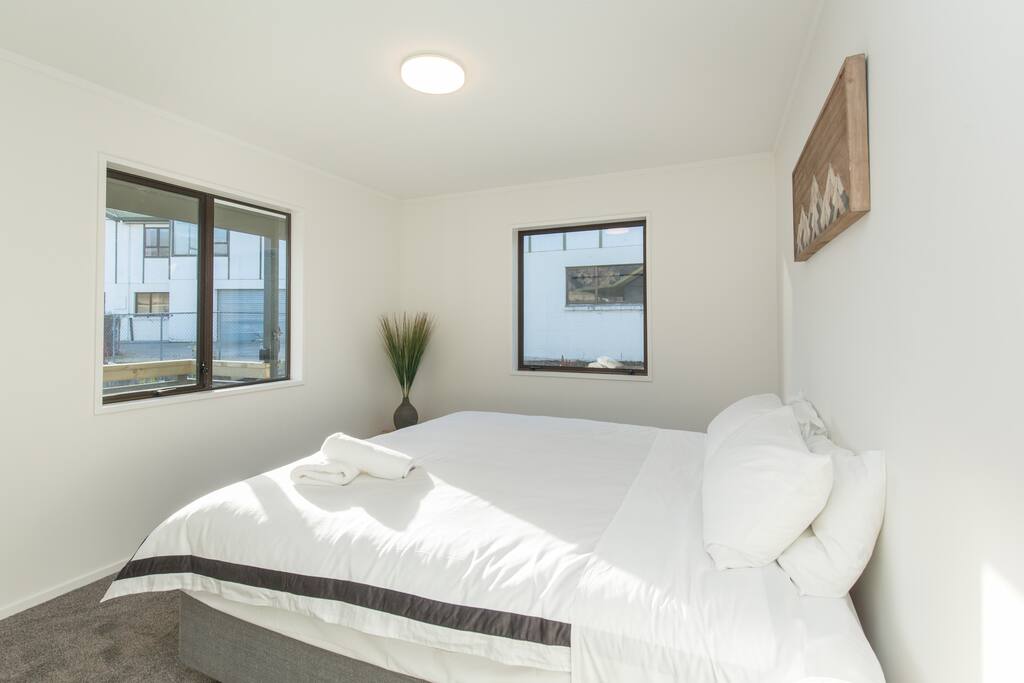 Bedrooms can be set as kings or twin