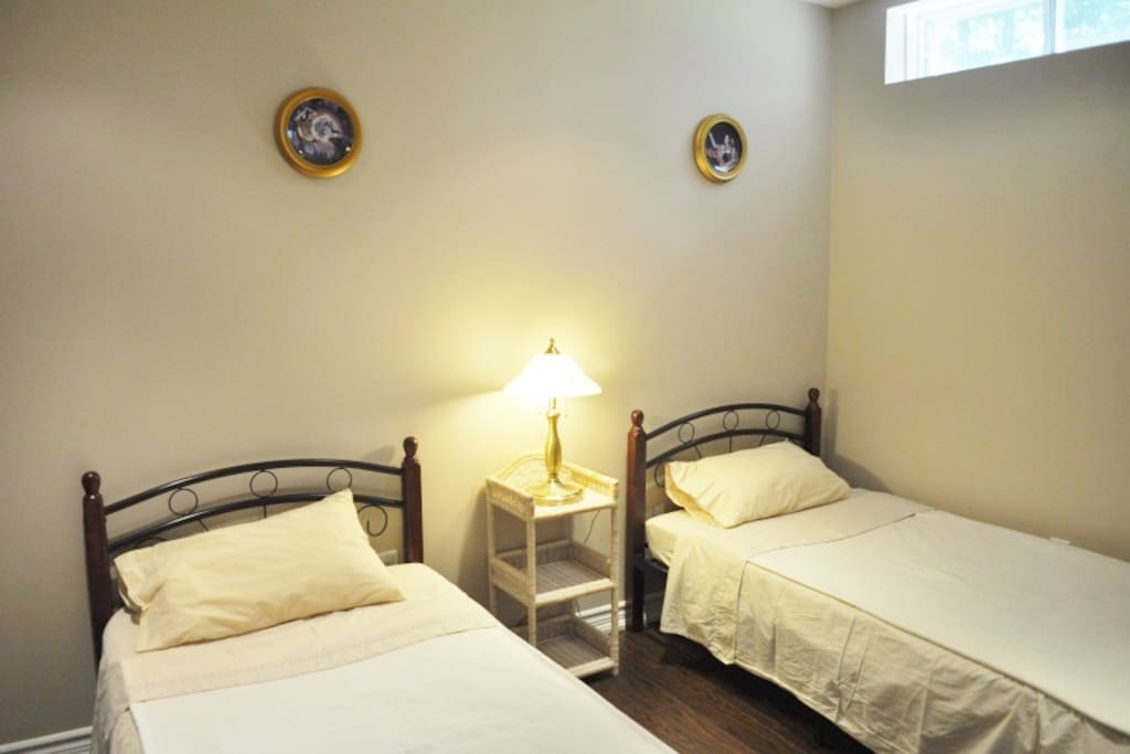 Shared Rooms 2 Single Beds