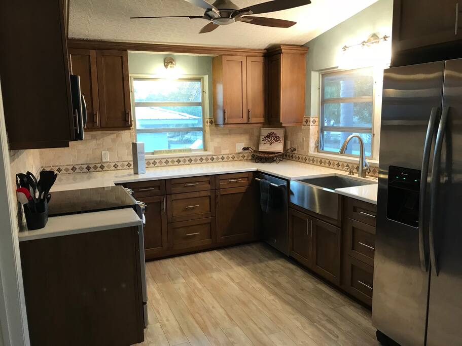 NEW upscale kitchen