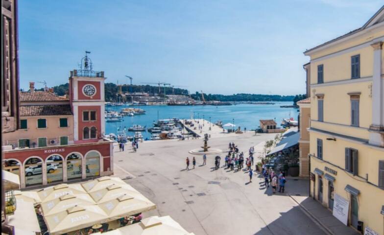 See view apartment Angelica