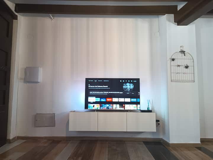 Disfruta De Una Casa Amplia, En Casa Vela. - Gandía
