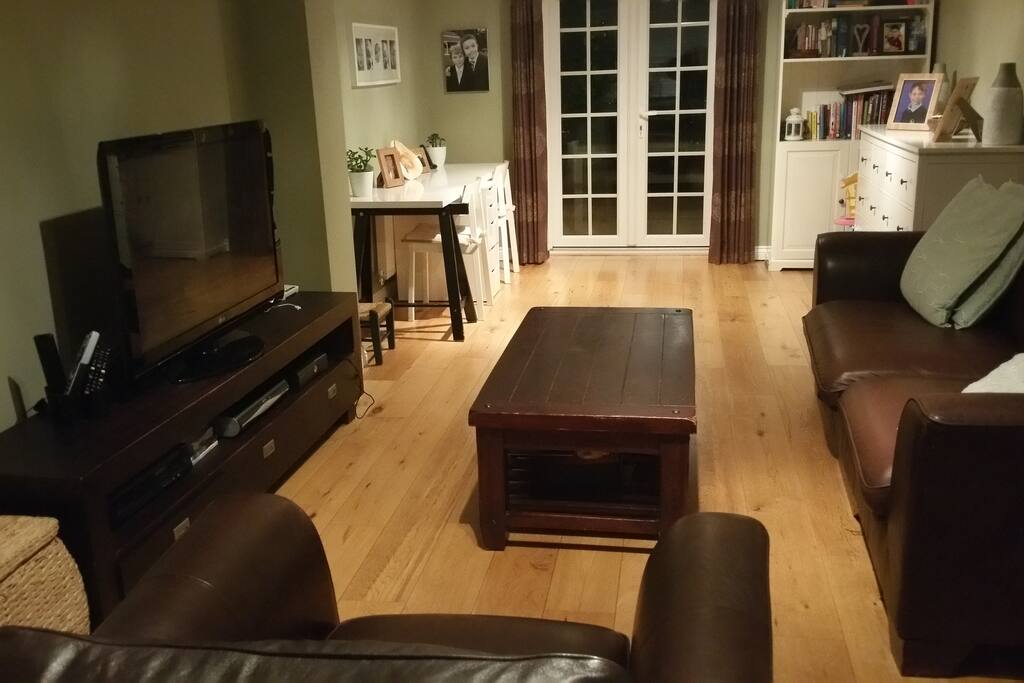 Extensive reception area with 50" Samsung curved UHD TV, SKY and Xbox 360. Plus reading library and spacious study desk.