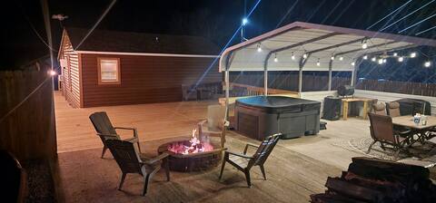 *HOT TUB* Camp Minnow-Beach House