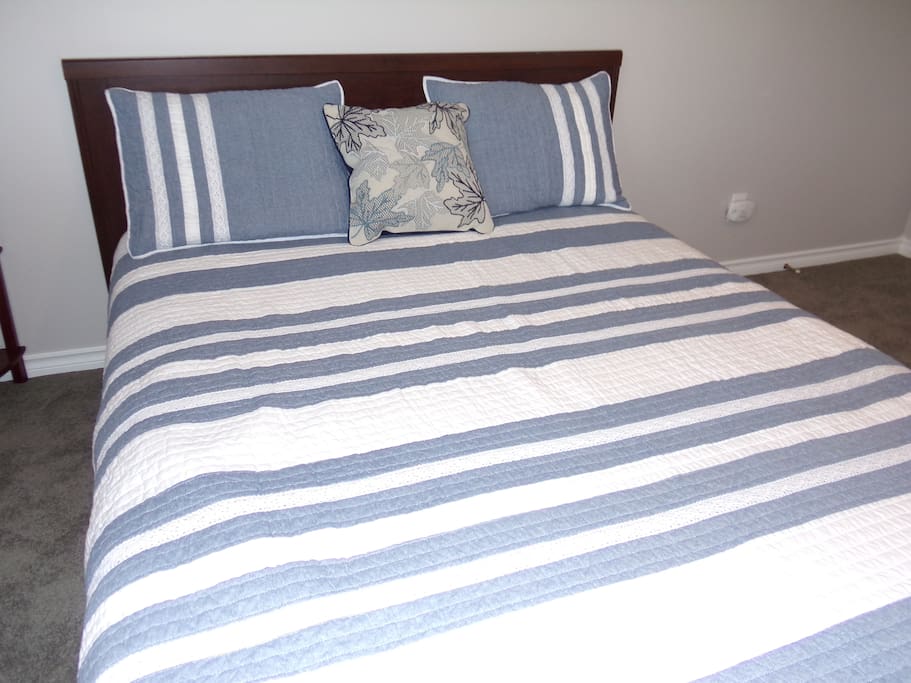 Queen bed