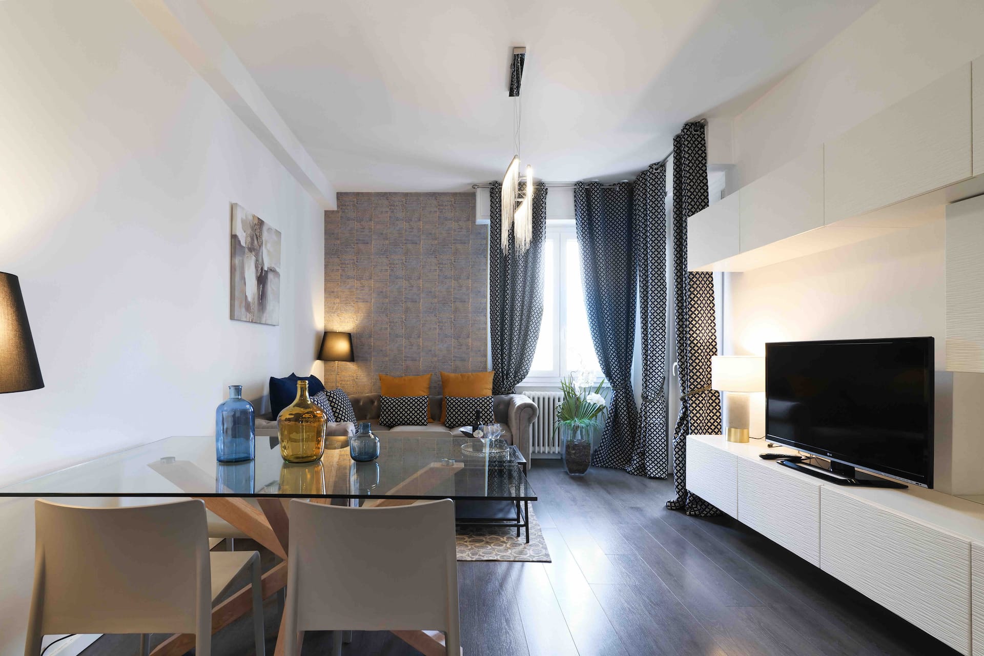 Spacious Luxury Apartment - 100 sqm
