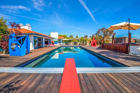 Art Lover's Paradise