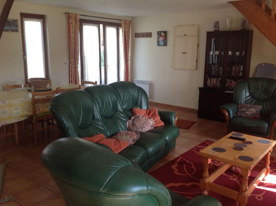 Open plan lounge