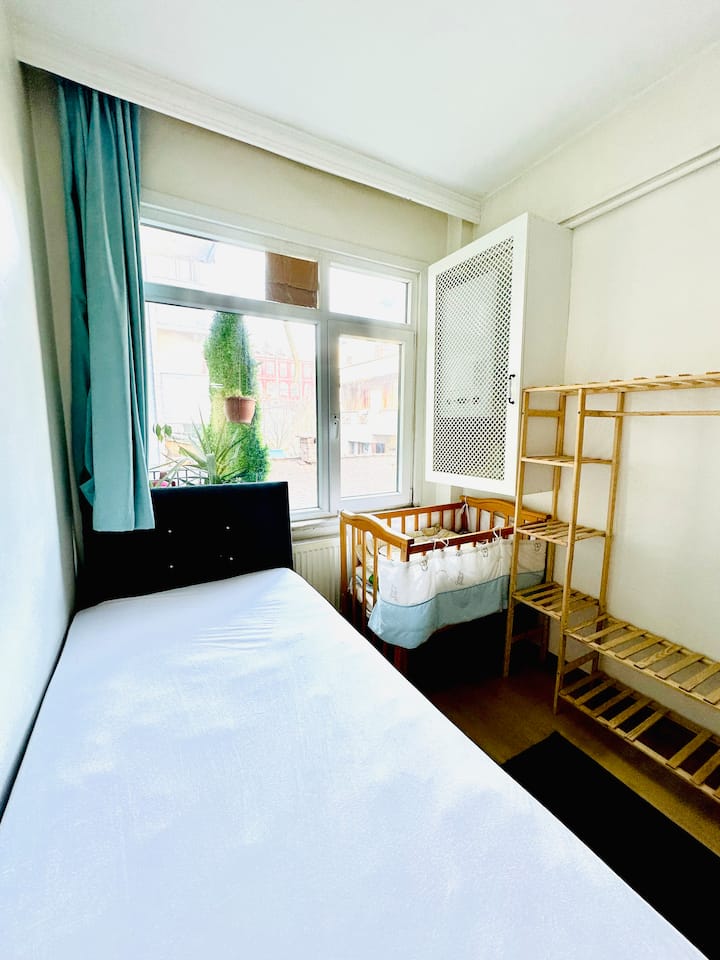 غرفة النوم 2